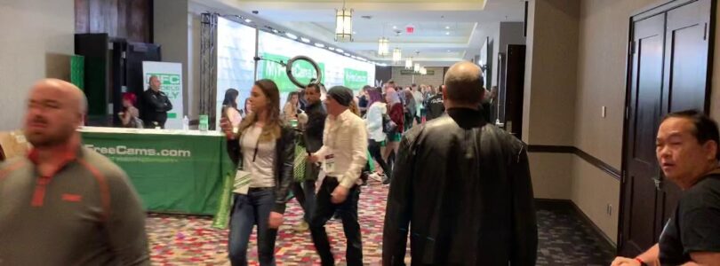 Adult Entertainment Expo 2019 – Day 1 – Walking Tour – MyFreeCams, Chaturbate, Adulttime

 Video Tutorial MyFreeCams