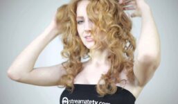 Stream TV Backstage with Blaire

 Video Tutorial Streamate